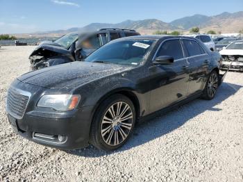  Salvage Chrysler 300