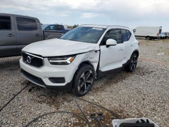  Salvage Volvo XC40