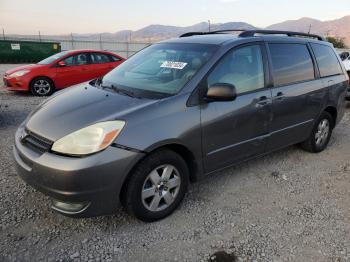  Salvage Toyota Sienna