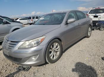  Salvage Hyundai Genesis