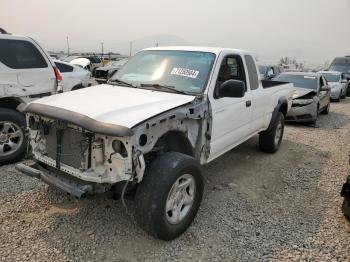  Salvage Toyota Tacoma