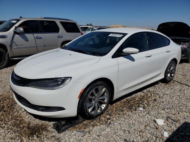  Salvage Chrysler 200