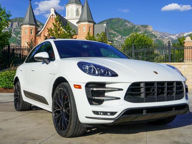  Salvage Porsche Macan