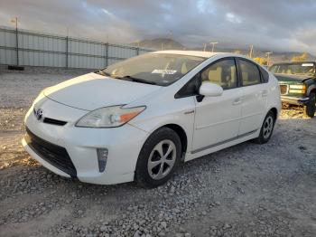  Salvage Toyota Prius