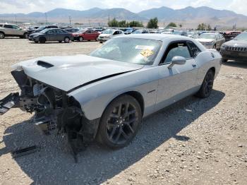  Salvage Dodge Challenger