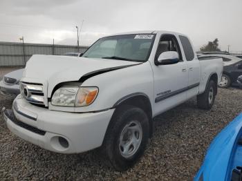  Salvage Toyota Tundra