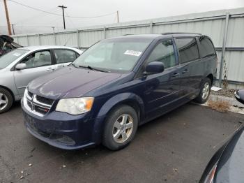  Salvage Dodge Caravan