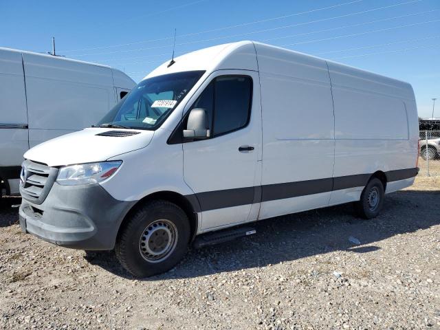  Salvage Mercedes-Benz Sprinter