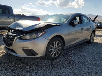  Salvage Mazda 3