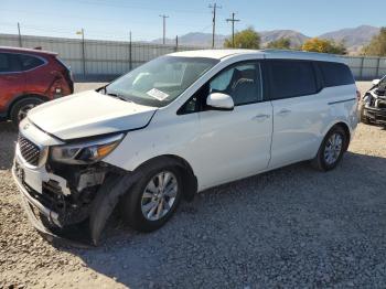  Salvage Kia Sedona