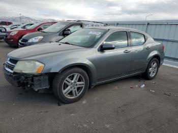  Salvage Dodge Avenger