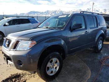  Salvage Nissan Pathfinder