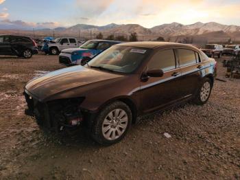  Salvage Chrysler 200