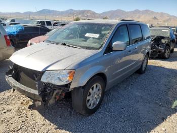  Salvage Chrysler Minivan