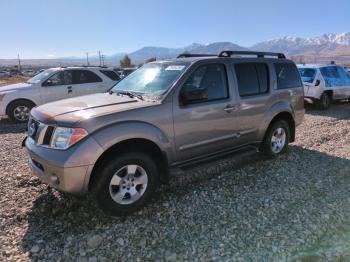  Salvage Nissan Pathfinder