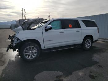  Salvage Chevrolet Suburban