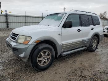  Salvage Mitsubishi Montero