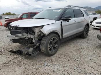  Salvage Ford Explorer