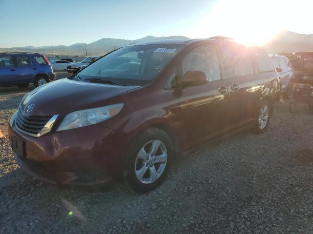  Salvage Toyota Sienna