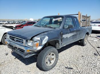  Salvage Toyota Pickup