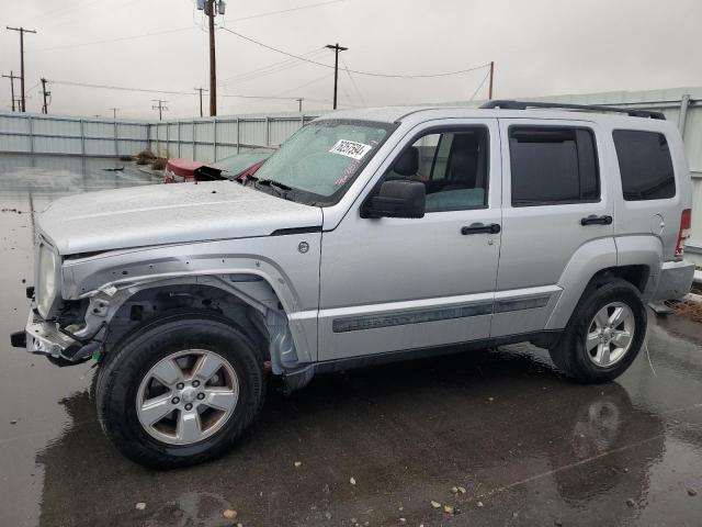  Salvage Jeep Liberty