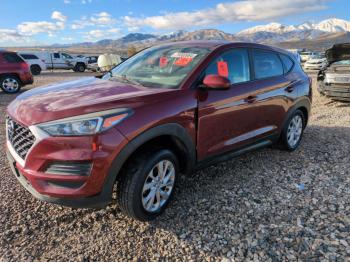  Salvage Hyundai TUCSON