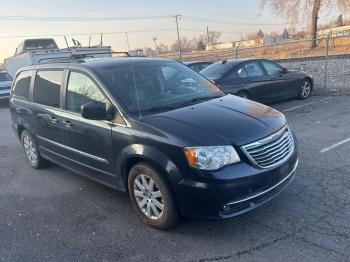  Salvage Chrysler Minivan