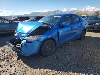  Salvage Toyota Yaris