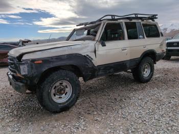  Salvage Toyota Land Cruis