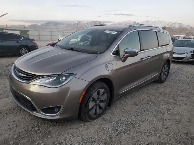  Salvage Chrysler Pacifica