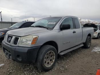  Salvage Nissan Titan