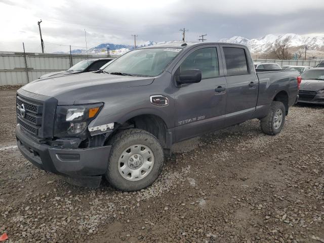  Salvage Nissan Titan