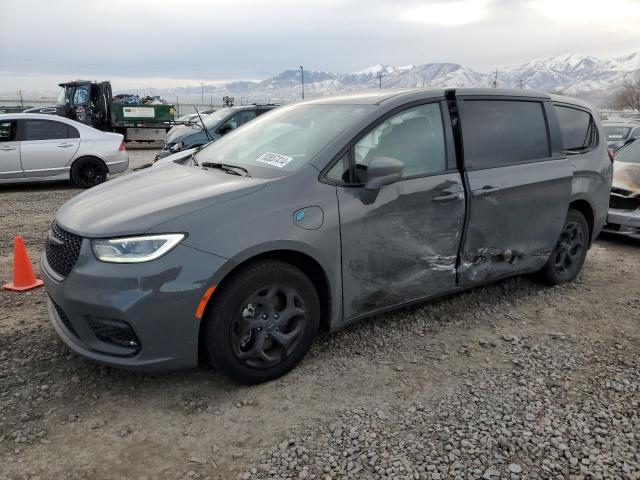  Salvage Chrysler Pacifica