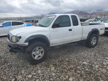  Salvage Toyota Tacoma