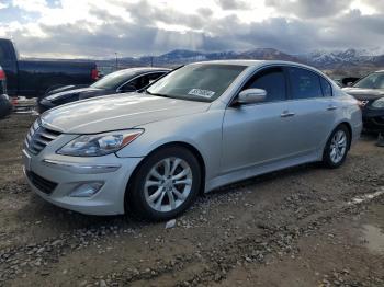  Salvage Hyundai Genesis