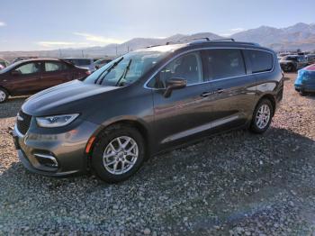  Salvage Chrysler Pacifica