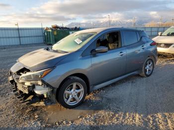  Salvage Nissan LEAF