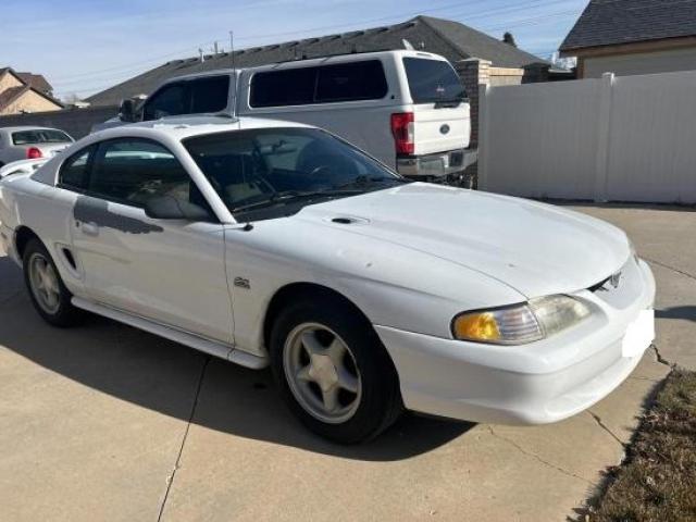  Salvage Ford Mustang