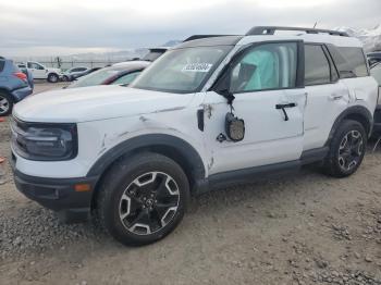  Salvage Ford Bronco