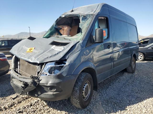  Salvage Mercedes-Benz Sprinter