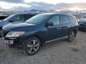  Salvage Nissan Pathfinder