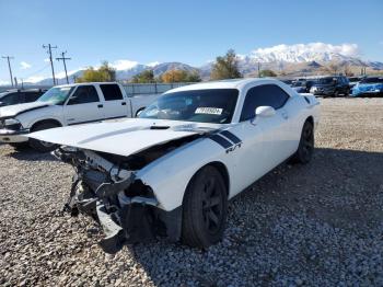  Salvage Dodge Challenger