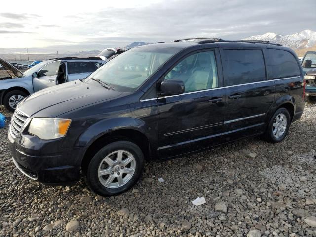  Salvage Chrysler Minivan