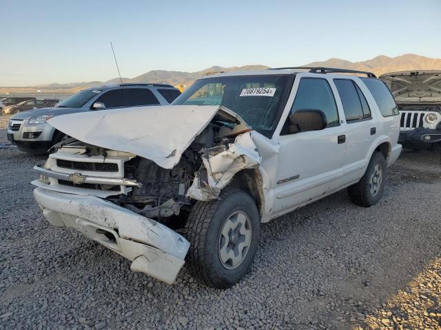  Salvage Chevrolet Blazer