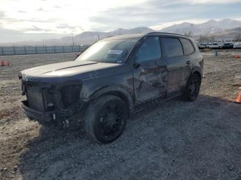  Salvage Kia Telluride