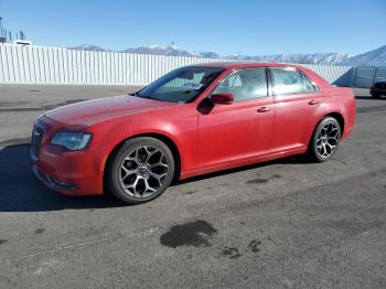  Salvage Chrysler 300