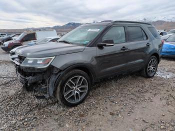  Salvage Ford Explorer