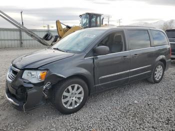  Salvage Chrysler Minivan