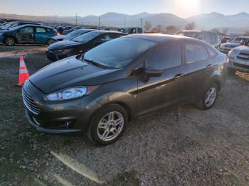  Salvage Ford Fiesta