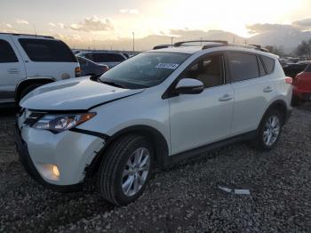  Salvage Toyota RAV4